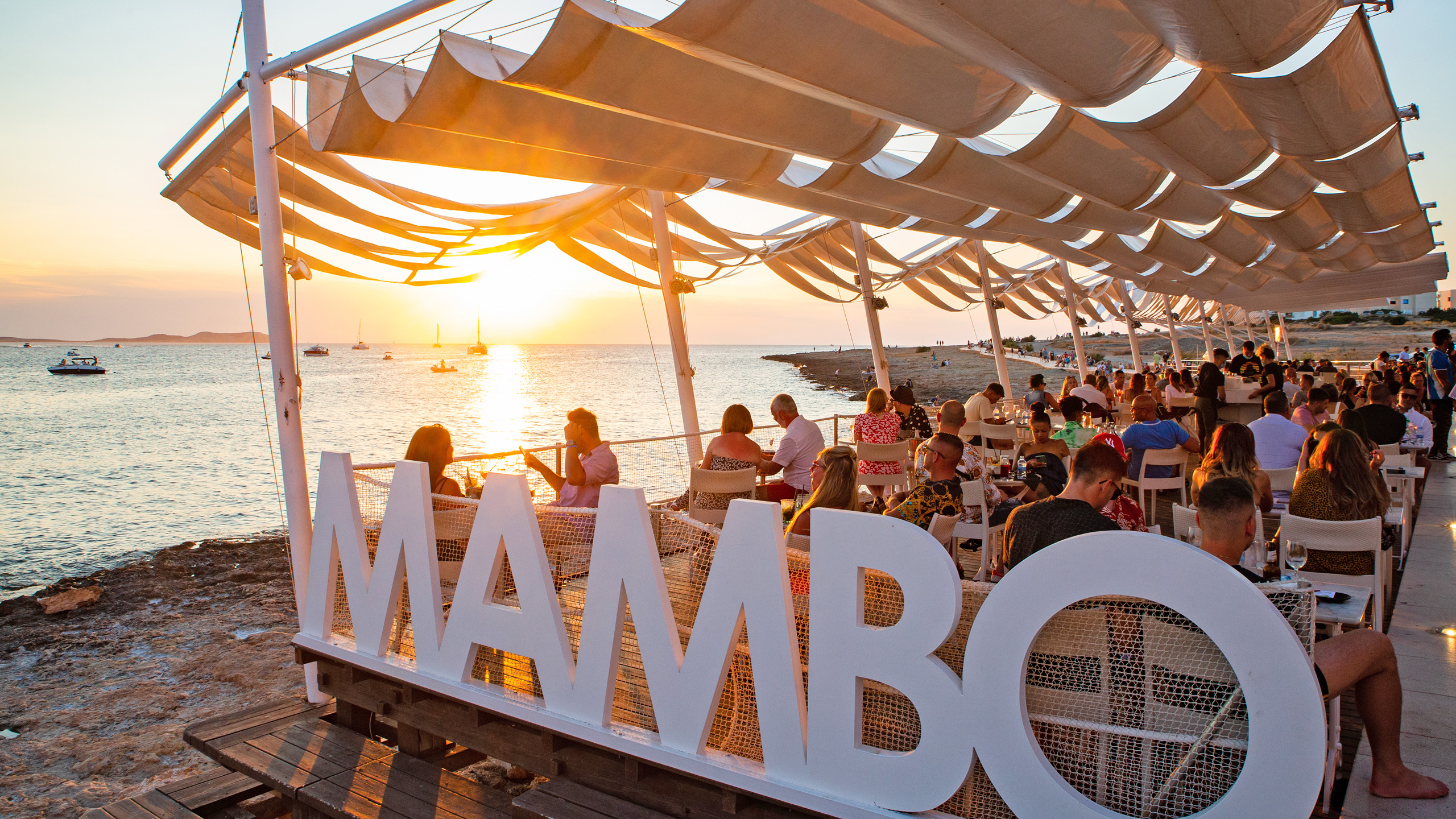 Reservations at Café Mambo Ibiza